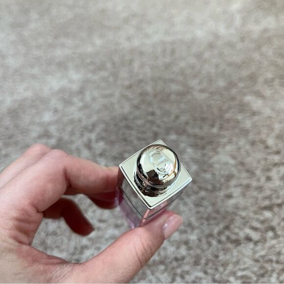 Dior Lip Oil - Pink Lilac 063 - Picture 3 of 4